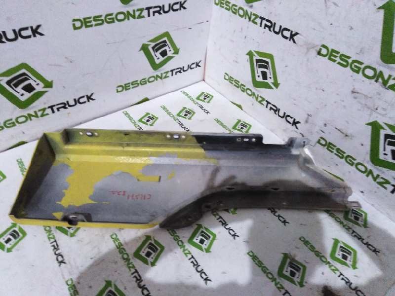 Recambio de moldura trasera cabina para volvo fh xxx 12.8 diesel referencia OEM IAM  PARTE IZQUIERDA 