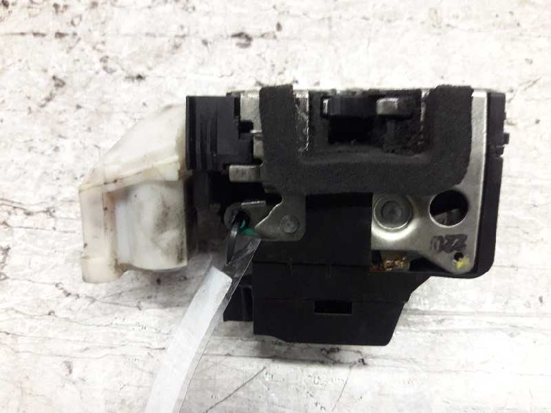 Recambio de cerradura puerta delantera izquierda para fiat doblo (119) 1.9 jtd elx / dynamic referencia OEM IAM   