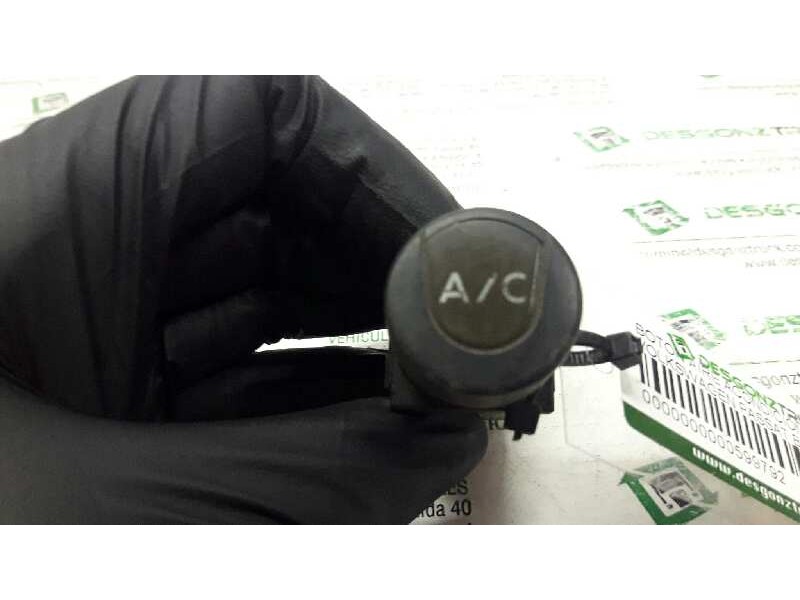 Recambio de boton aire acondicionado para volkswagen passat berlina (3b2) comfortline referencia OEM IAM   