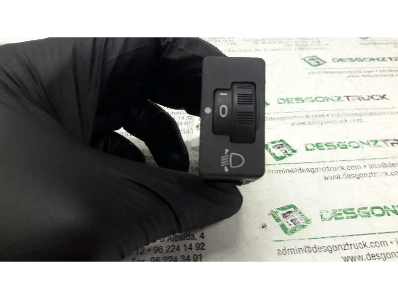 Recambio de boton regulacion de faros para volkswagen passat berlina (3b2) comfortline referencia OEM IAM   