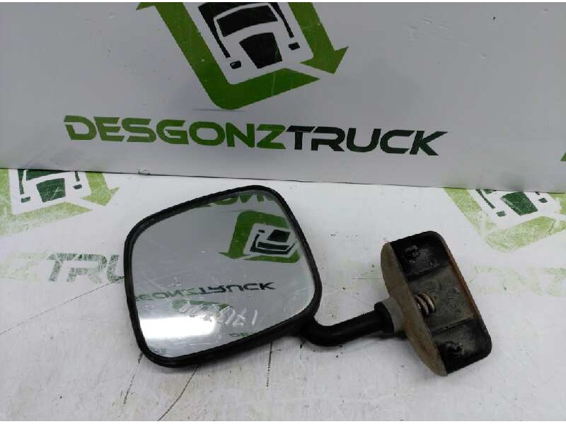 Recambio de faro derecho para seat terra familiar referencia OEM IAM   