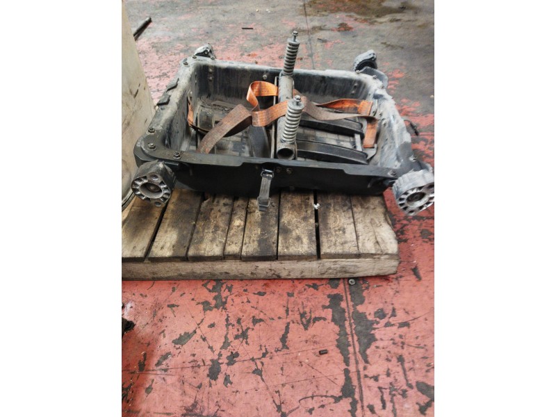 Recambio de soporte bateria para iveco stralis (as) 12.9 diesel referencia OEM IAM 5801258710  