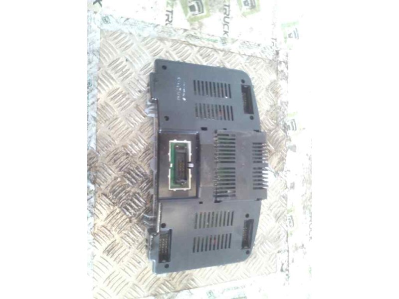 Recambio de cuadro instrumentos para man tg - a 18.xxx fg / fc  (e2) xxl referencia OEM IAM 81272026125  