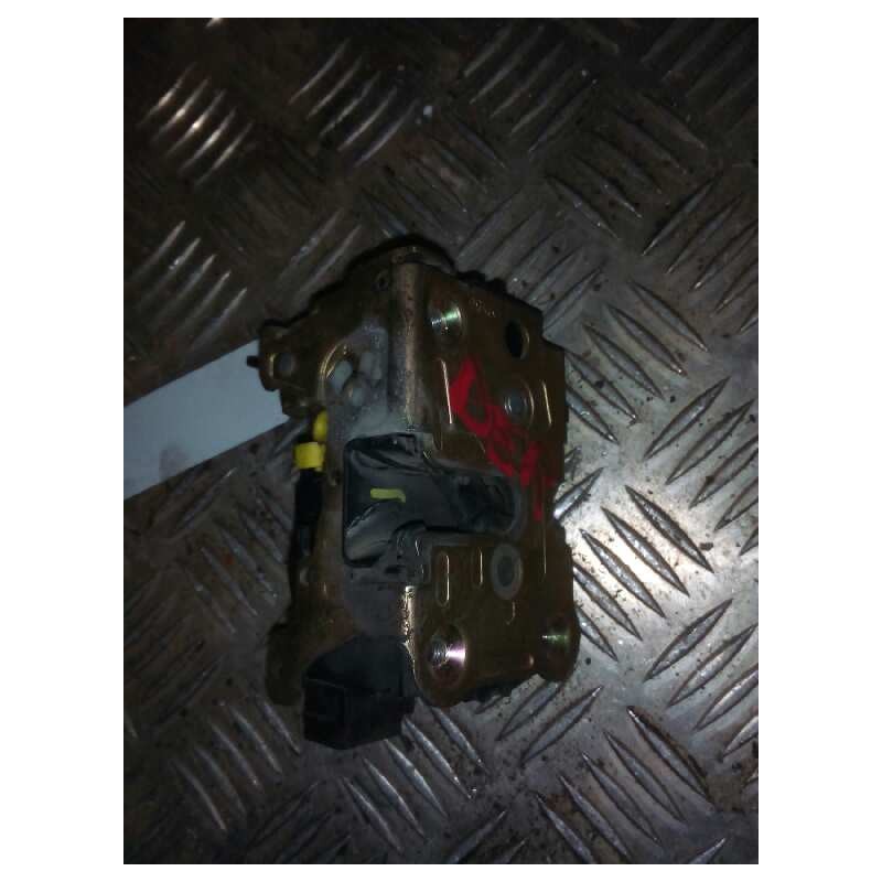 Recambio de cerradura puerta delantera derecha para renault mascott fg 160. 35/55/65 cabina individual referencia OEM IAM   