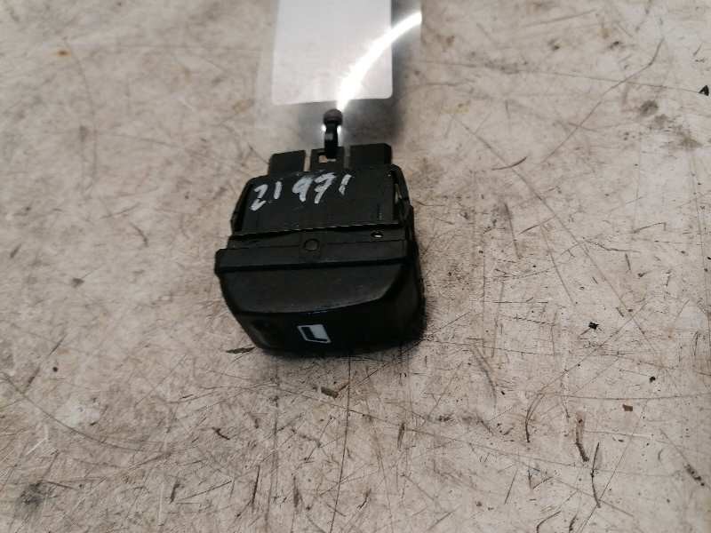 Recambio de mando elevalunas trasero izquierdo para citroën xsara picasso 2.0 hdi satisfaction ii referencia OEM IAM   5 PINS