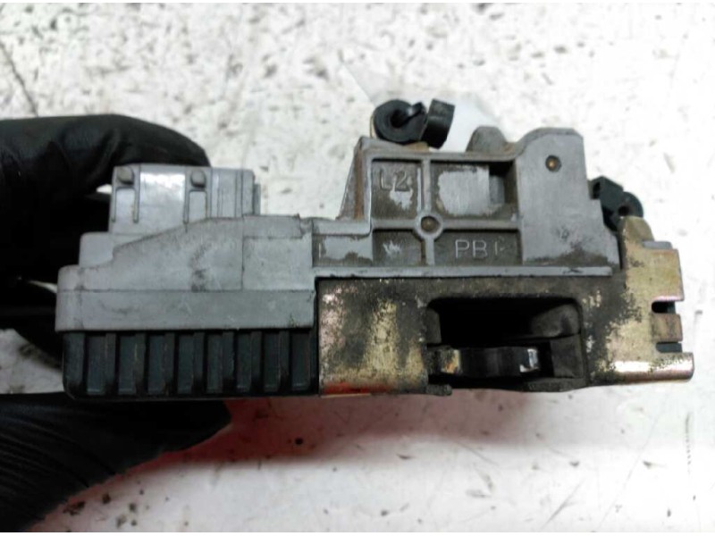 Recambio de cerradura puerta delantera izquierda para peugeot 206 berlina xs referencia OEM IAM   