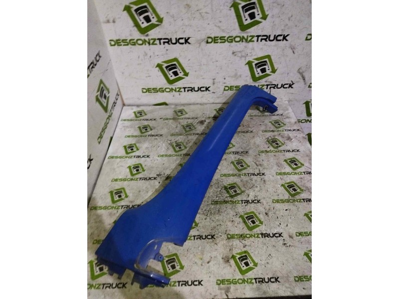 Recambio de moldura luna delantera para man tgx 18.xxx 12.4 diesel referencia OEM IAM IZQUIERDA  