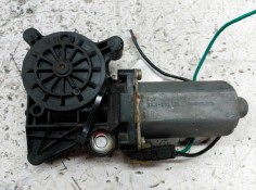 Recambio de motor elevalunas delantero izquierdo para mercedes-benz clase e (w210) familiar 200 t (210.235) referencia OEM IAM 0