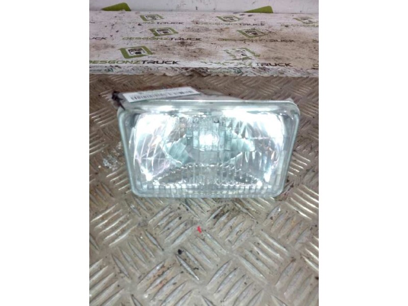Recambio de faro derecho para nissan trucks m 130.17 referencia OEM IAM   