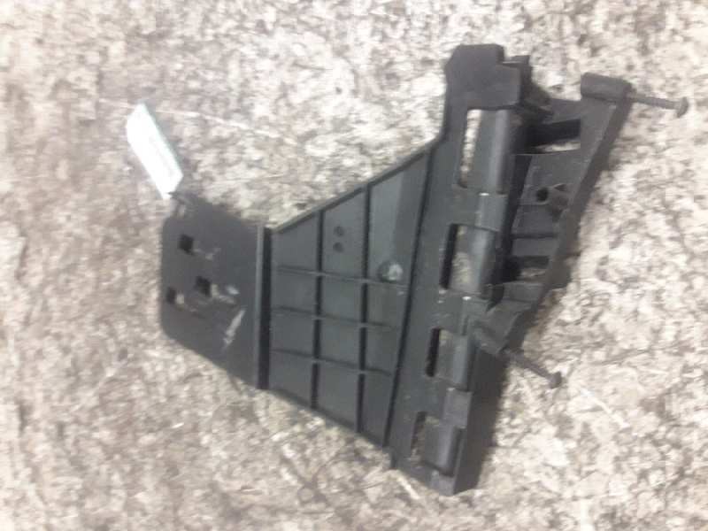 Recambio de soportes paragolpes para ford fiesta (cb1) econetic referencia OEM IAM 8A61A264A26AP TRASERO DERECHO 