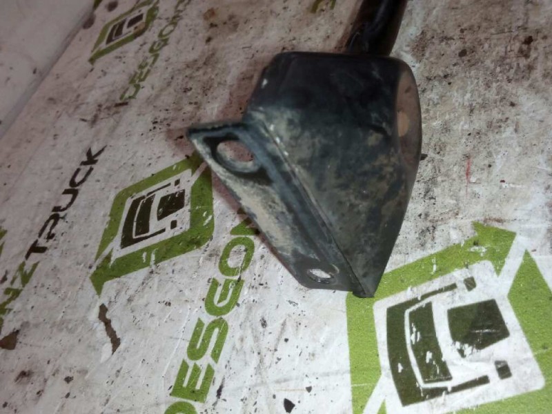 Recambio de brazo retrovisor izquierdo para nissan trucks m 130.17 referencia OEM IAM   