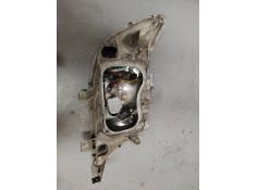 Recambio de faro izquierdo para mercedes trucks sprinter 411 cdi referencia OEM IAM    2
