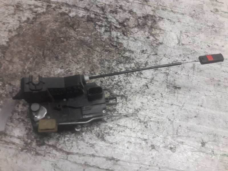 Recambio de cerradura puerta delantera izquierda para opel vectra c berlina comfort referencia OEM IAM 13157763 7 PINS 