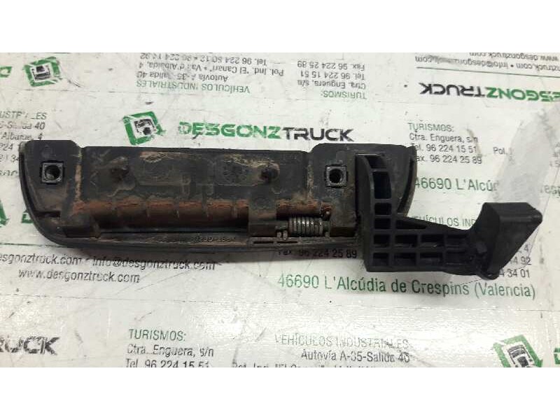 Recambio de maneta exterior delantera izquierda para fiat punto berl. (176) 60 star referencia OEM IAM   