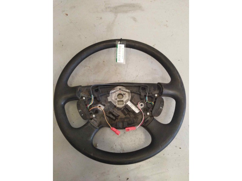 Recambio de volante para renault premium lander 10.8 diesel referencia OEM IAM 7482140642  