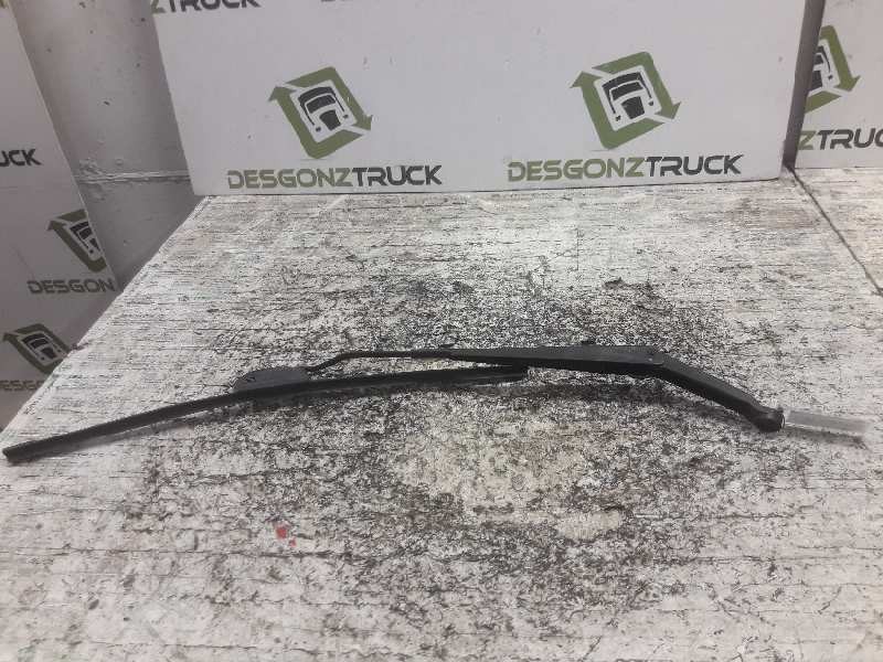 Recambio de brazo limpia delantero izquierdo para kia rio ipanema berlina referencia OEM IAM   