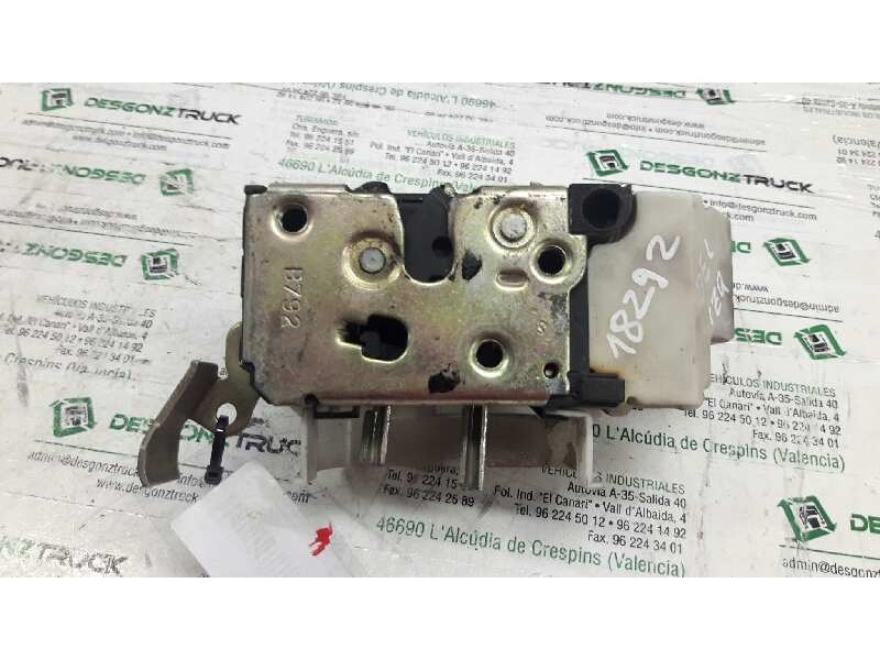 Recambio de cerradura puerta delantera izquierda para fiat punto berl. (176) 60 star referencia OEM IAM   