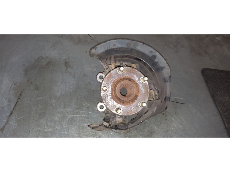 Recambio de mangueta delantera izquierda para mazda 3 berlina (bk) 1.6 crdt active referencia OEM IAM   