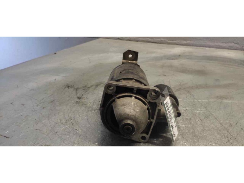 Recambio de motor arranque para peugeot 205 berlina 1.4 mito referencia OEM IAM 9000333104 BOSCH 9DIENTES