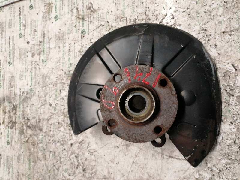 Recambio de mangueta delantera derecha para audi 80/90 (893) 90 referencia OEM IAM   