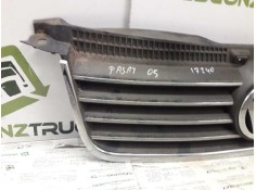 Recambio de rejilla delantera central para volkswagen passat berlina (3b3) 1.9 tdi referencia OEM IAM 3B0853651   2