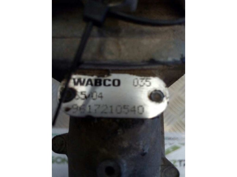 Recambio de palanca freno de mano para nissan trucks l80.09 l80.14 referencia OEM IAM 9617210540  