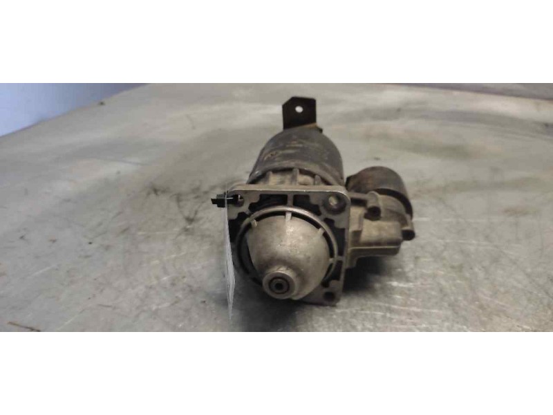 Recambio de motor arranque para peugeot 205 berlina 1.4 referencia OEM IAM 9000333104 9 DIENTES 