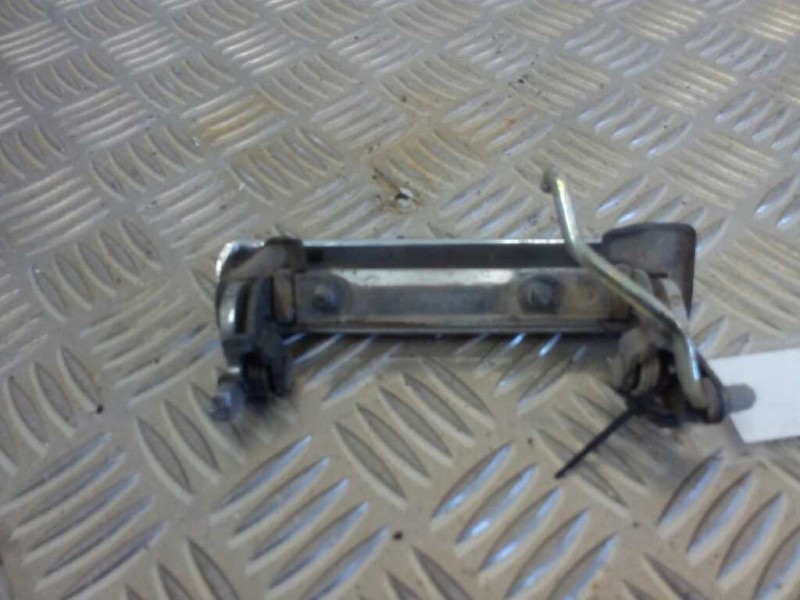 Recambio de maneta exterior delantera derecha para nissan trucks l80.09 l80.14 referencia OEM IAM   