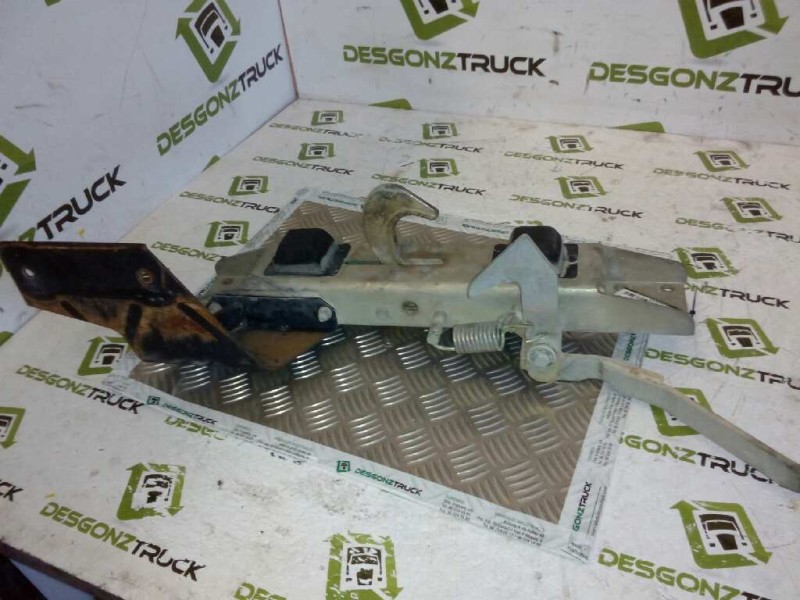 Recambio de cierre cabina central para nissan trucks l80.09 l80.14 referencia OEM IAM   