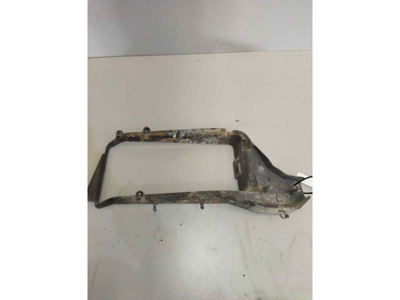 Recambio de soporte faro derecho para daf serie lf55.xxx desde 06 referencia OEM IAM ACAR458  