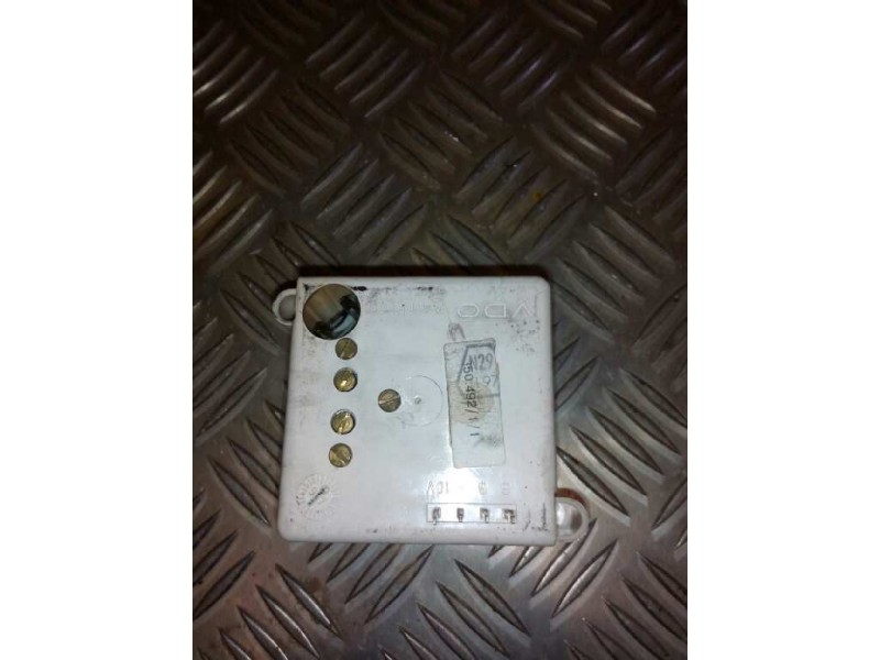 Recambio de cuadro instrumentos para pegaso trucks serie 1200 1236 referencia OEM IAM 35049211 INDICADOR PRESION ACEITE 