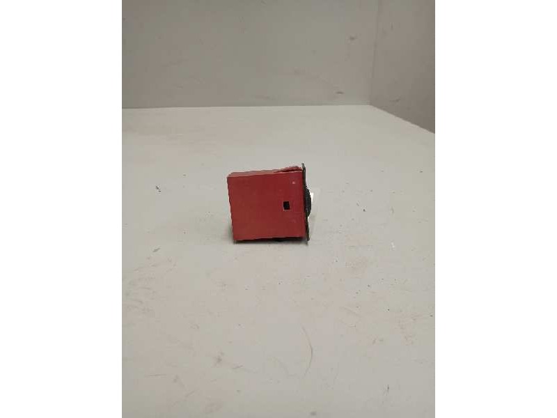 Recambio de interruptor para man le 14.225 llc referencia OEM IAM 81259070225  