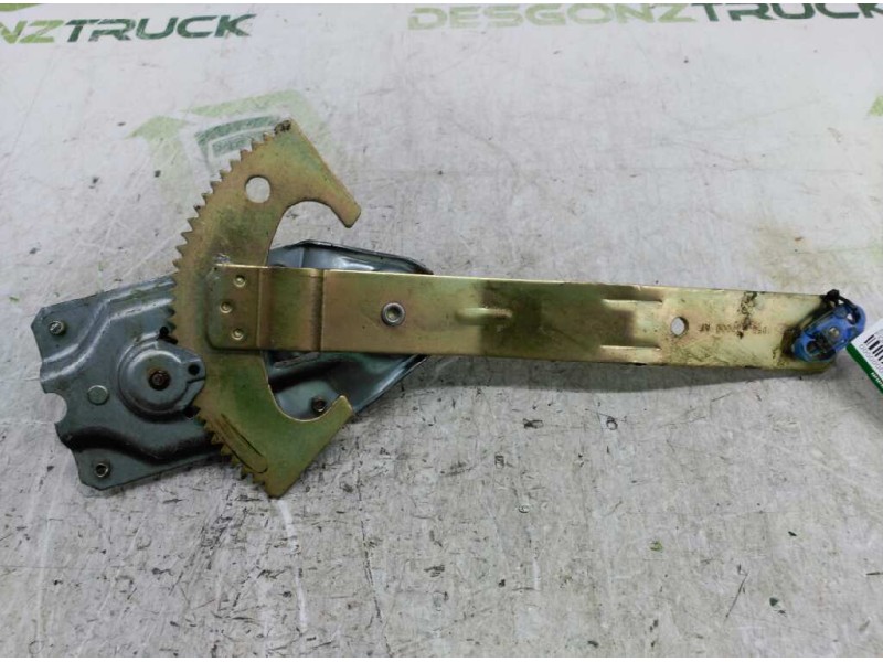 Recambio de elevalunas trasero derecho para ford fiesta berlina ghia referencia OEM IAM  MANUAL 