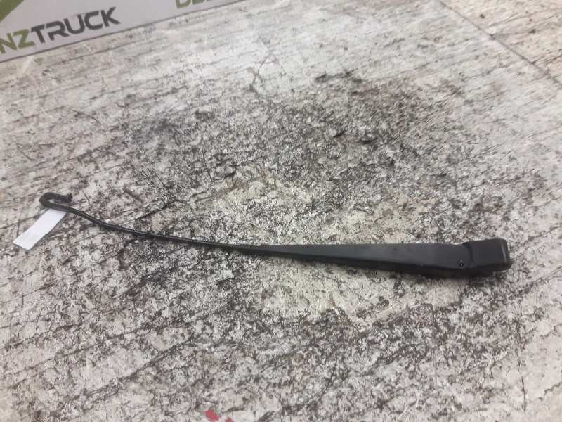 Recambio de brazo limpia delantero izquierdo para citroën xsara picasso 2.0 hdi referencia OEM IAM YC1517526DA  