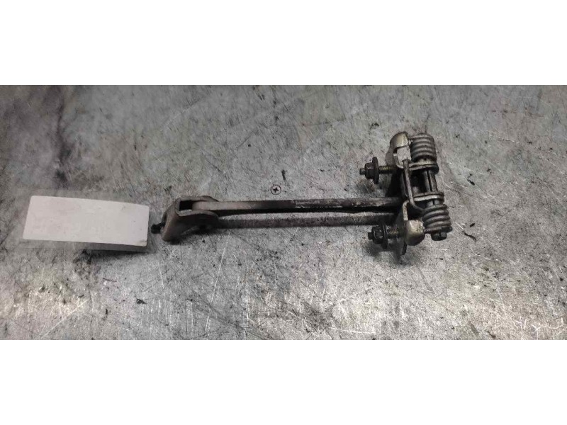 Recambio de retenedor puerta para opel movano b kasten/combi ka l1h1 2,8t referencia OEM IAM   DELANTERA DERECHA