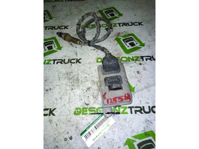 Recambio de sensor noxe para renault premium route 2006 fas 4x2gv larga distancia referencia OEM IAM 22827993  