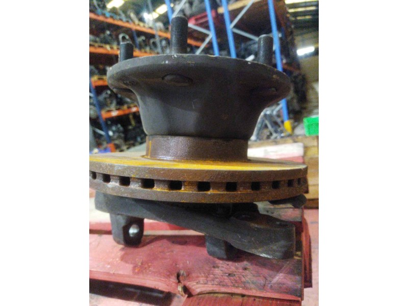 Recambio de buje delantero para iveco daily caja cerrada (2006 =>) referencia OEM IAM 504366658 504207324 