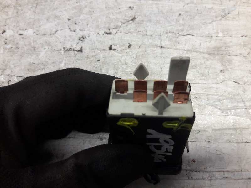 Recambio de warning para peugeot 206 berlina xs referencia OEM IAM 1J0959621E  