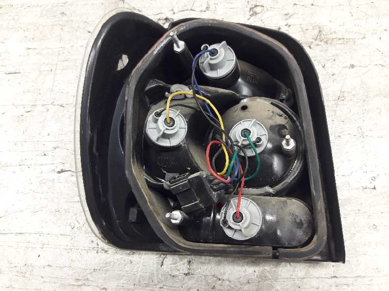 Recambio de piloto trasero derecho para volkswagen polo berlina (6n1) básico referencia OEM IAM   