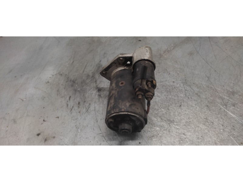 Recambio de motor arranque para peugeot 505 berlina 2.2 turbo cat referencia OEM IAM D9E7 9 DIENTES 