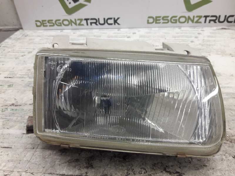 Recambio de faro derecho para volkswagen polo berlina (6n1) básico referencia OEM IAM 96249600  