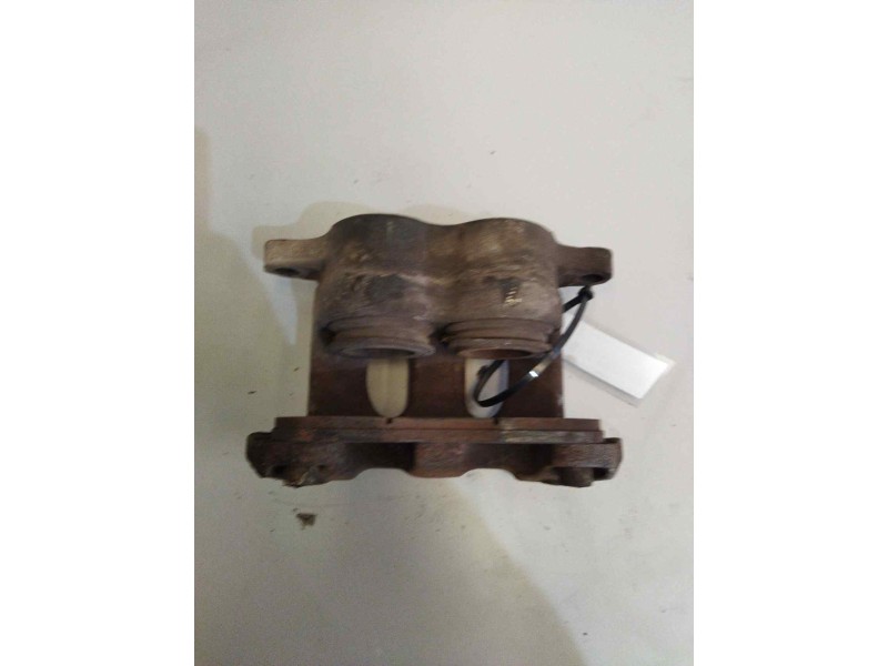Recambio de pinza freno delantera derecha para nissan trucks atleon 110 referencia OEM IAM 21613599  