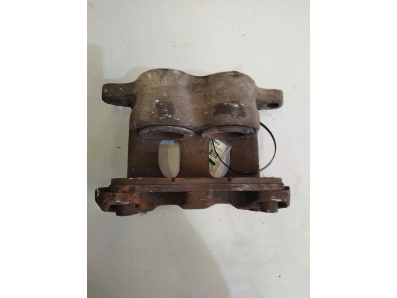 Recambio de pinza freno delantera izquierda para nissan trucks atleon 110 referencia OEM IAM 21613599  