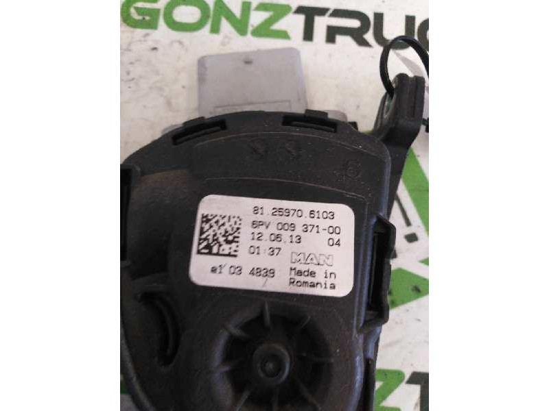 Recambio de pedal acelerador para man tgx 18.xxx 12.4 diesel referencia OEM IAM 81259706103  