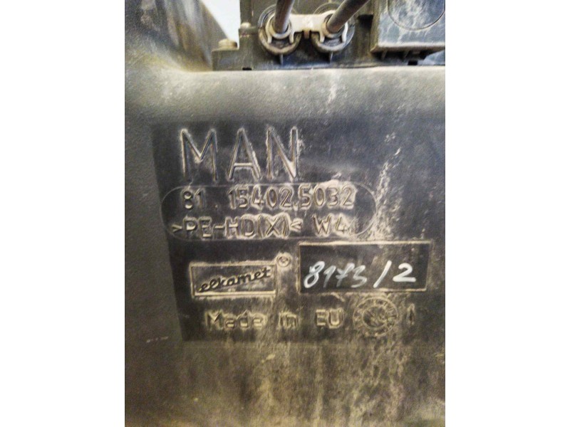Recambio de deposito adblue para man tgx 18.xxx 12.4 diesel referencia OEM IAM 81154025032  