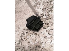 Recambio de mando elevalunas trasero izquierdo para renault megane i fase 2 classic (la..) 1.6 16v authentique referencia OEM IA 2