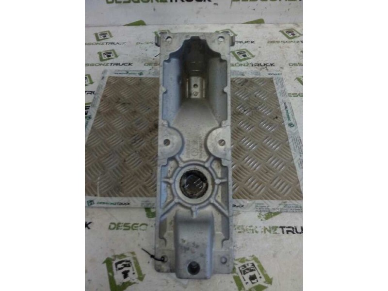Recambio de soporte para renault premium route 2006 fas 4x2 larga distancia referencia OEM IAM 5010552371  