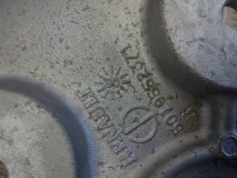 Recambio de soporte para renault premium route 2006 fas 4x2 larga distancia referencia OEM IAM 5010552371  