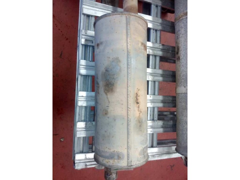 Recambio de tubo escape trasero para nissan trade chasis cabina referencia OEM IAM 09105262  