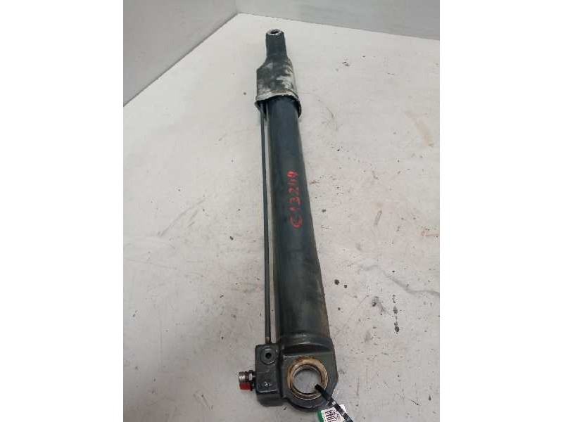 Recambio de brazo elevacion cabina para iveco stralis (ad/at) 7.8 diesel referencia OEM IAM 500370651  